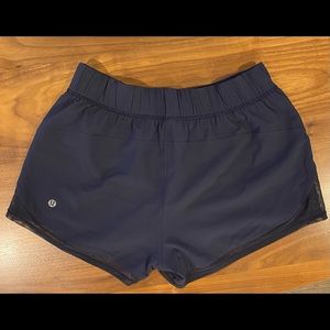 Lululemon Two w/ One Reversible Short Navy Mesh